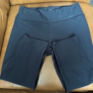 🎀 2 for $20sale 🎀 Nike cropped pant